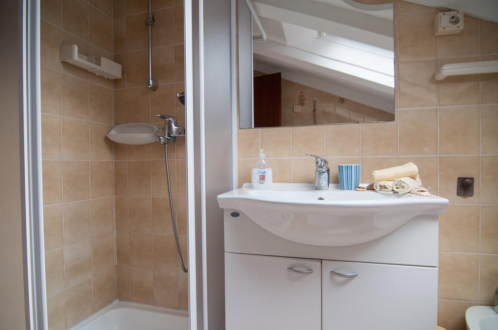 Apartment Meri Ičići Buitenkant foto