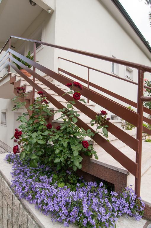 Apartment Meri Ičići Buitenkant foto